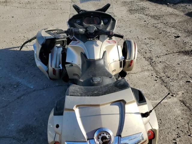 2017 Can-Am Spyder Roadster RT