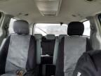 2010 Volkswagen Routan SE