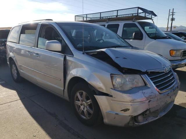 2010 Chrysler Town & Country Touring