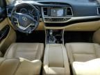 2017 Toyota Highlander SE