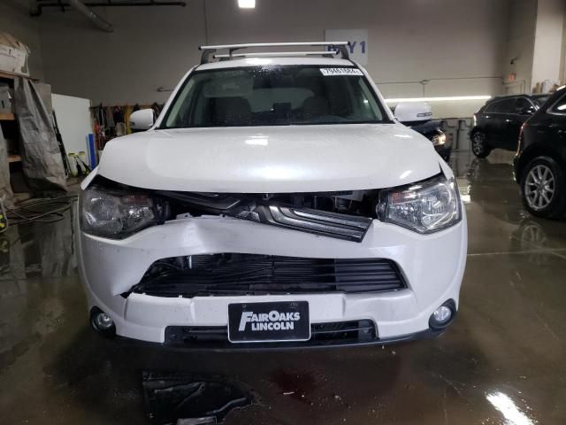 2014 Mitsubishi Outlander SE