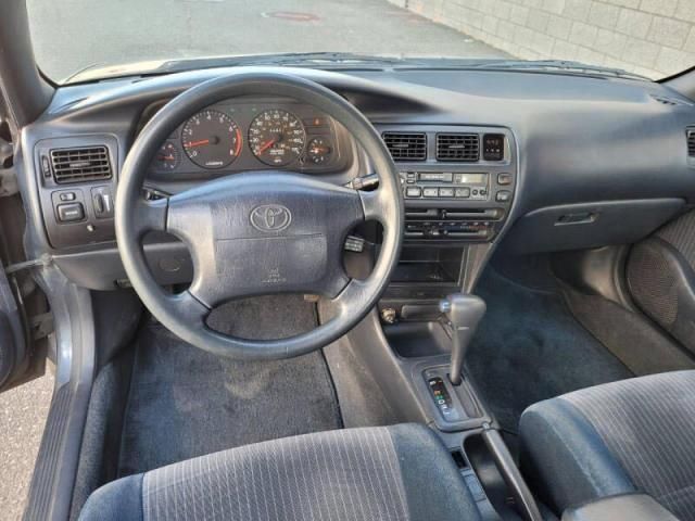 1993 Toyota Corolla LE