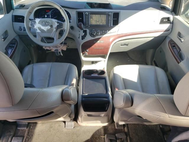 2011 Toyota Sienna XLE