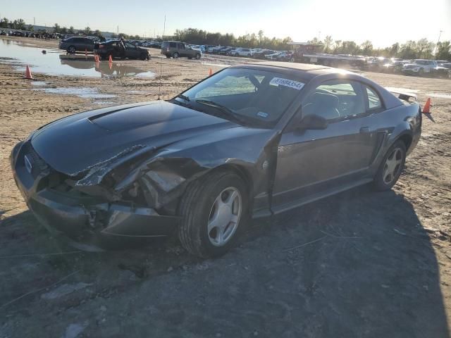 2004 Ford Mustang