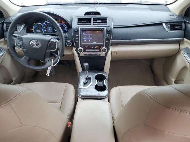 2014 Toyota Camry Hybrid