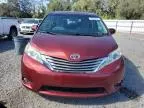 2017 Toyota Sienna XLE