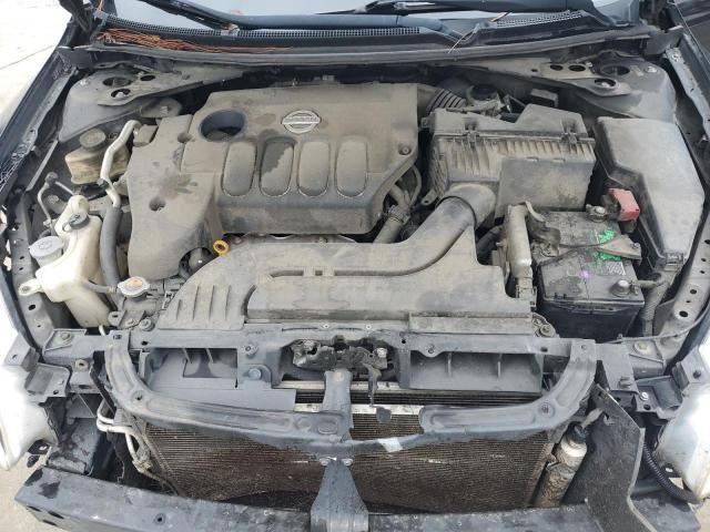 2011 Nissan Altima Base