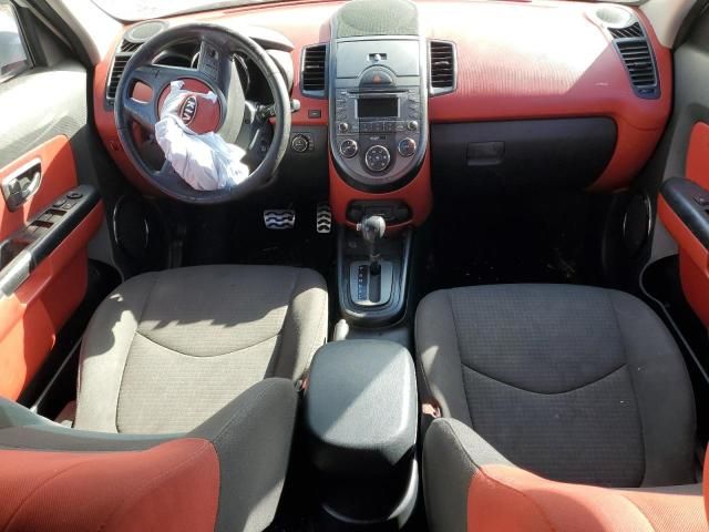 2010 KIA Soul +