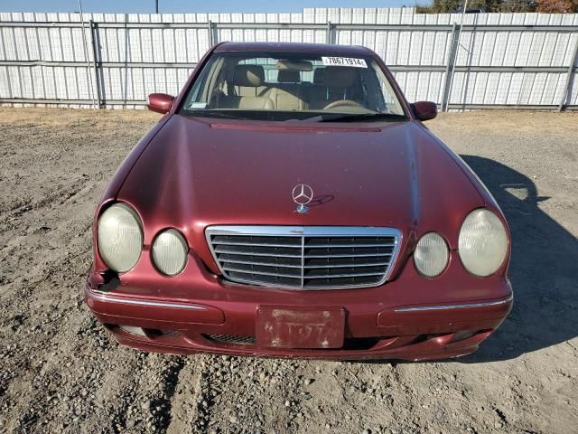 2001 Mercedes-Benz E 320