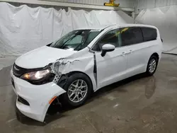 Chrysler Vehiculos salvage en venta: 2023 Chrysler Voyager LX