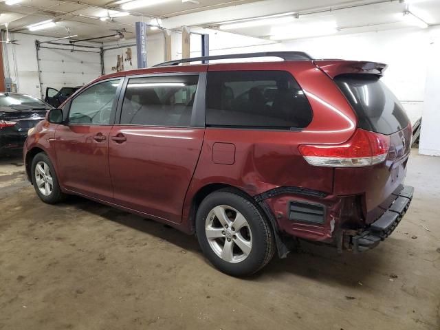 2011 Toyota Sienna LE