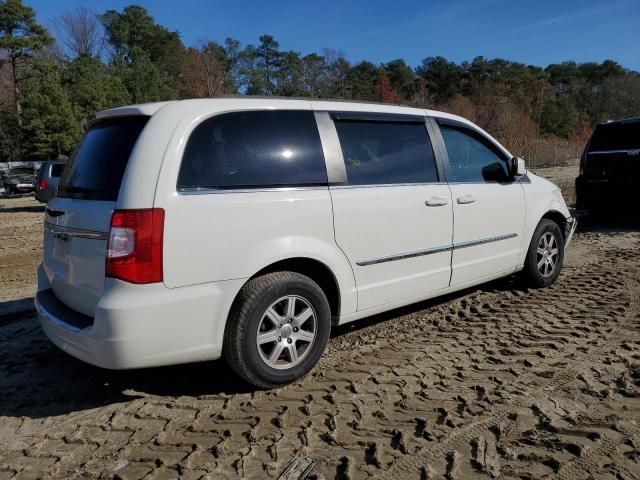 2013 Chrysler Town & Country Touring