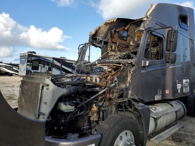 2006 Freightliner Conventional Columbia