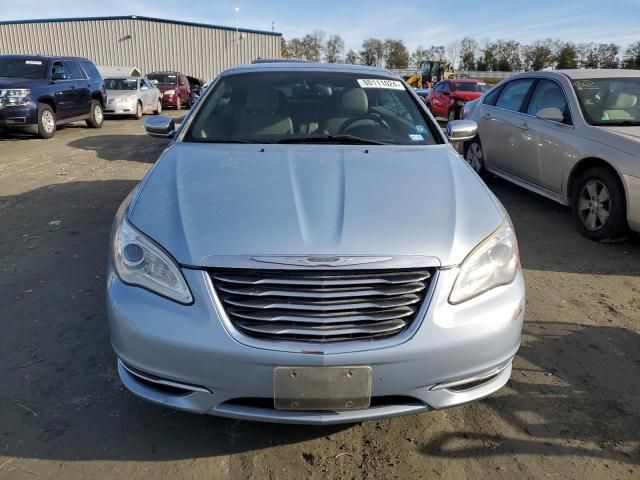 2013 Chrysler 200 Limited