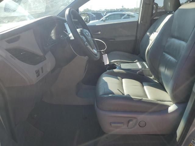 2015 Toyota Sienna XLE