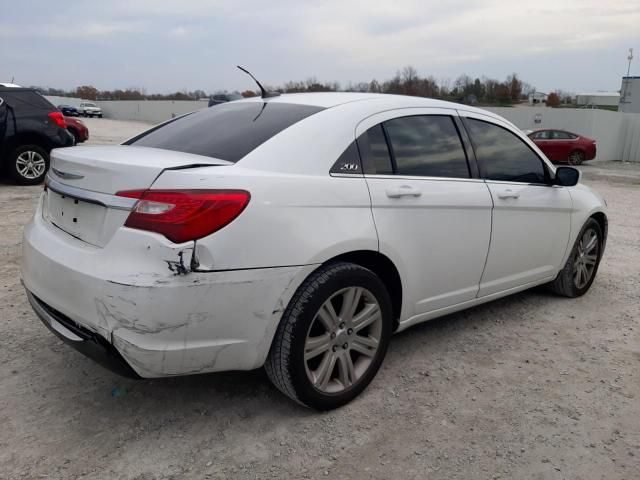 2013 Chrysler 200 Touring