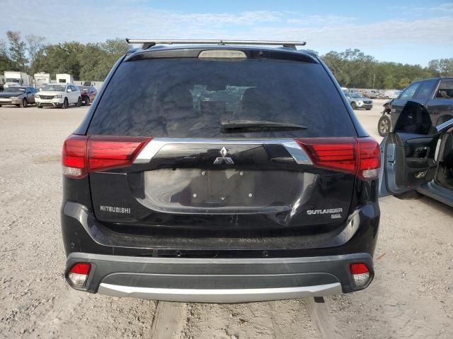 2016 Mitsubishi Outlander SE