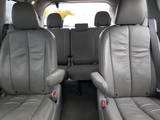 2012 Toyota Sienna XLE