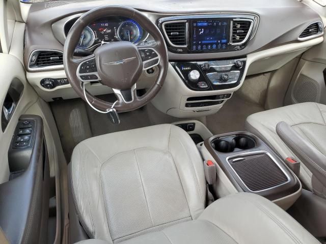 2017 Chrysler Pacifica Touring L Plus