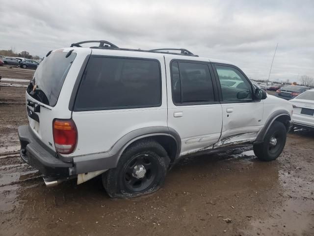 2000 Ford Explorer XLT