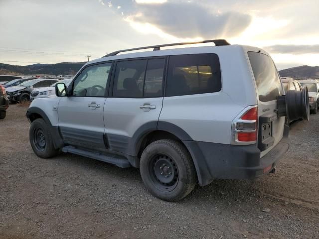 2001 Mitsubishi Montero Limited