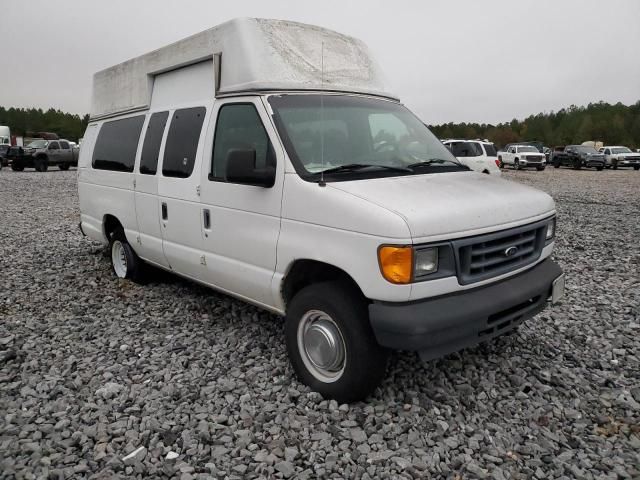 2004 Ford Econoline E350 Super Duty Van