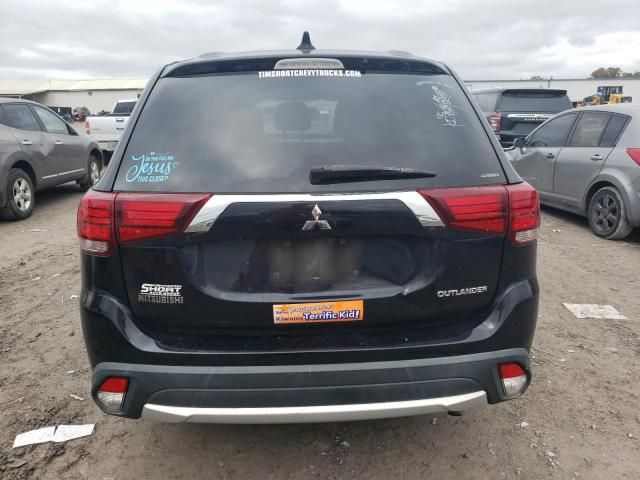 2017 Mitsubishi Outlander ES