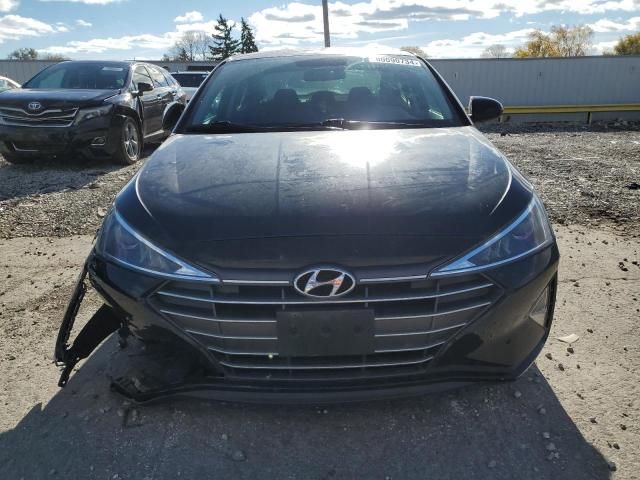 2019 Hyundai Elantra SE