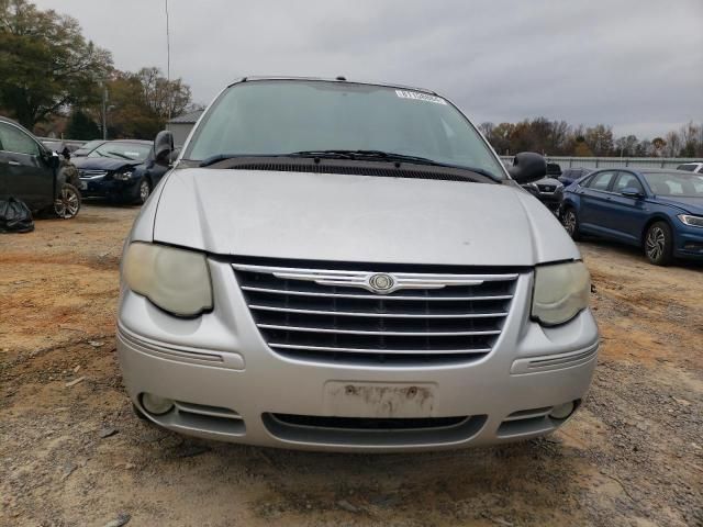 2006 Chrysler Town & Country Touring