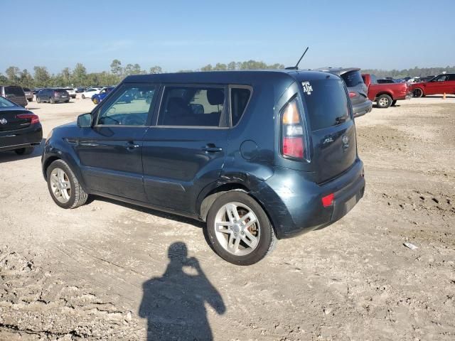 2011 KIA Soul +