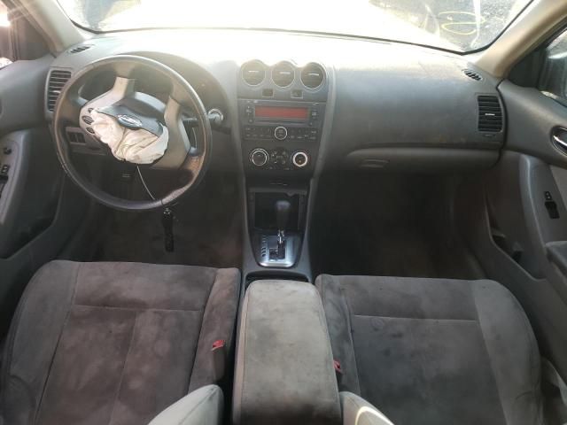 2010 Nissan Altima Base