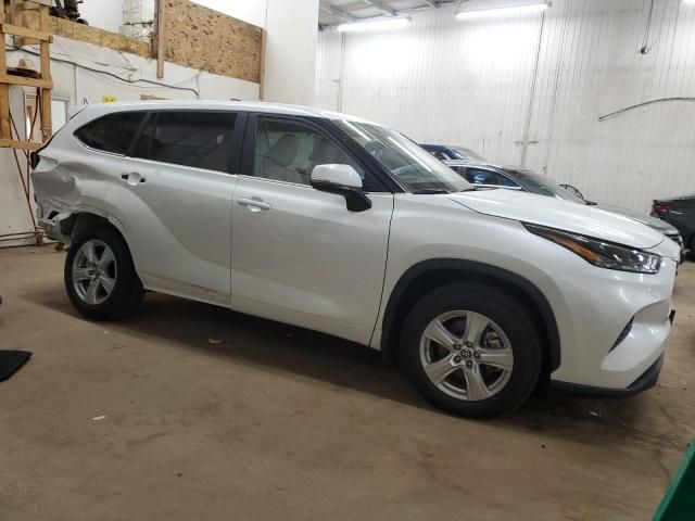 2023 Toyota Highlander Hybrid LE