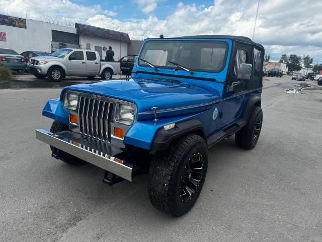 1992 Jeep Wrangler / YJ S