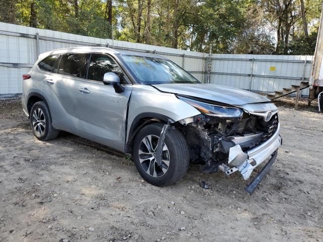 2021 Toyota Highlander Hybrid XLE