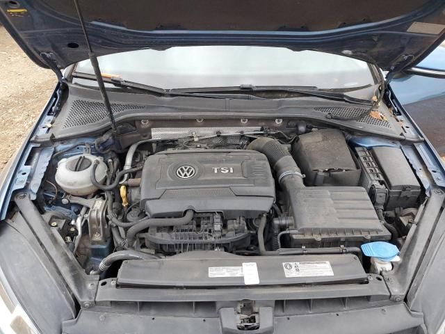 2017 Volkswagen Golf Sportwagen S