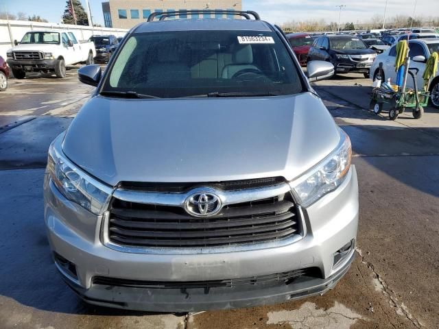 2016 Toyota Highlander LE