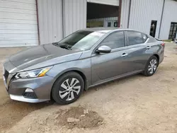 Salvage cars for sale from Copart Grenada, MS: 2020 Nissan Altima S