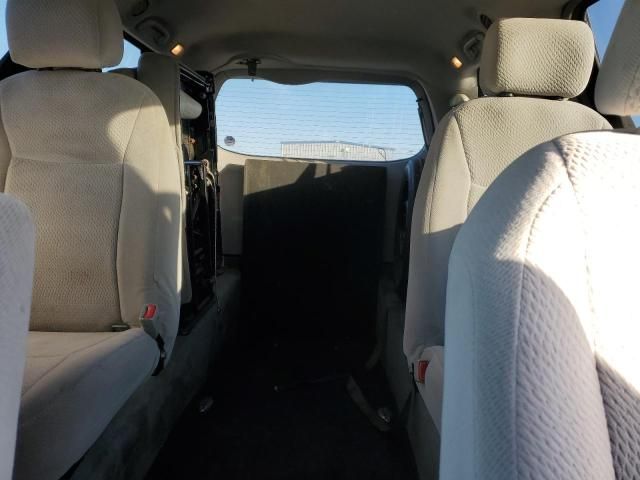 2013 Toyota Sienna LE