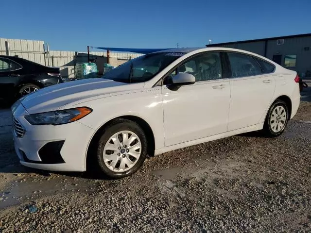 2019 Ford Fusion S