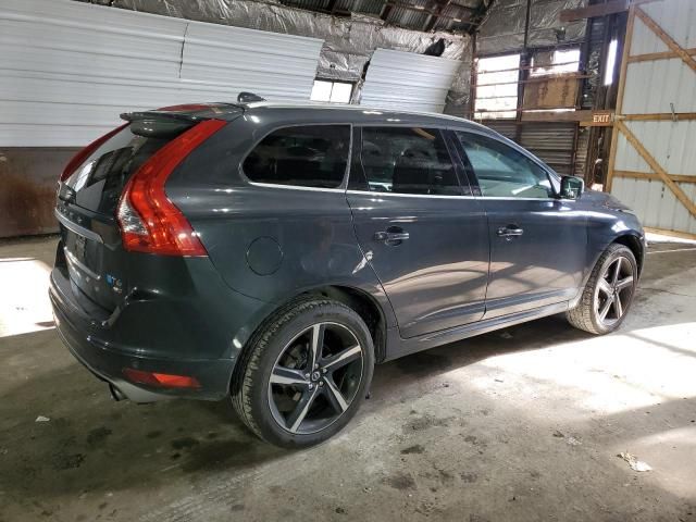 2015 Volvo XC60 T6 R-DESIGN Platinum