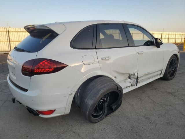 2014 Porsche Cayenne GTS