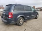 2009 Chrysler Town & Country Touring