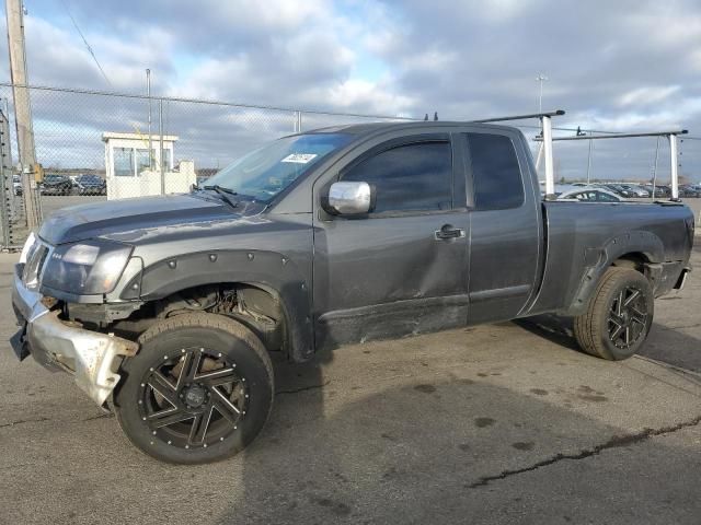 2004 Nissan Titan XE