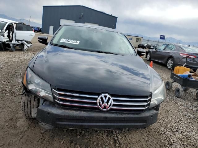 2013 Volkswagen Passat SE