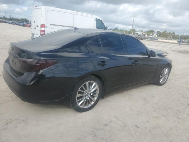 2018 Infiniti Q50 Luxe