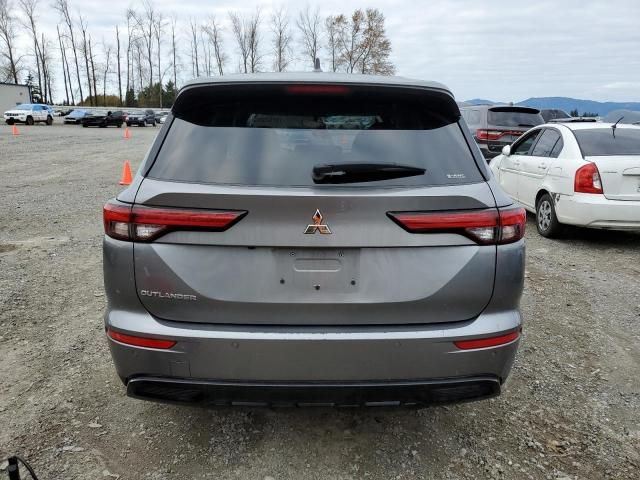 2022 Mitsubishi Outlander SE