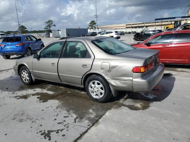 2000 Toyota Camry LE