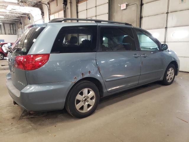 2007 Toyota Sienna CE