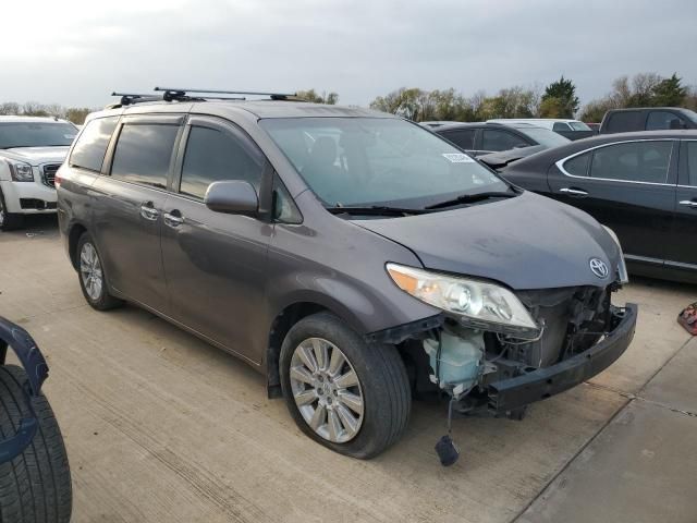 2011 Toyota Sienna XLE