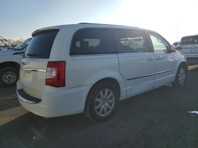 2013 Chrysler Town & Country Touring